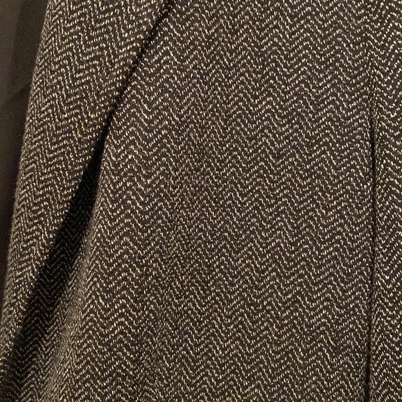 Loft black herringbone blazer. Size 6 - Picture 2 of 5